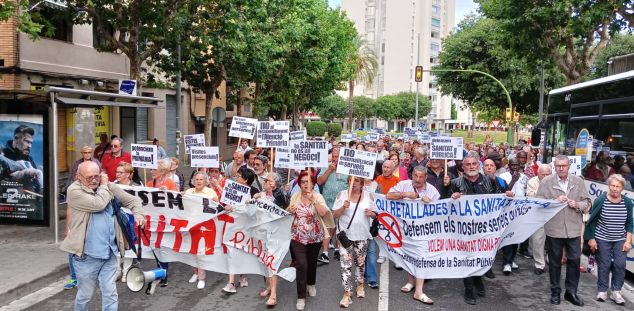 Un moment de la manifestació a Cerdanyola