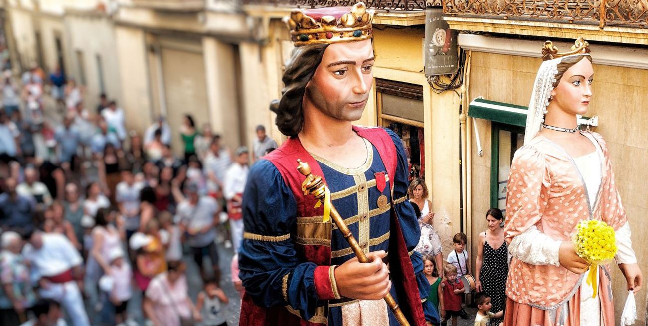 Els gegants d'Arenys prortagonistes de la Festa Major