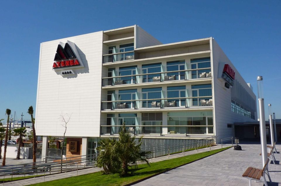 L'Hotel Atenea de Mataró va ser la seu de la trobada de mutualitats L'Hotel Atenea de Mataró va ser la seu de la trobada de mutualitats