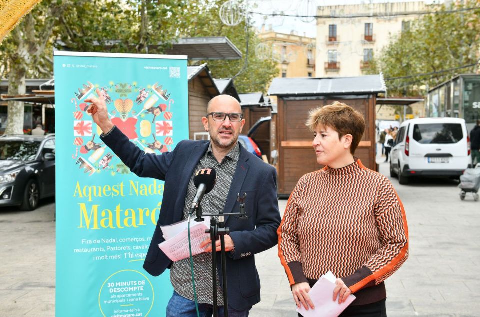 Rueda de prensa presentación actos de Navidad 2023, Joan Sarrias y Heidi López. Foto: R.Gallofré Rueda de prensa presentación actos de Navidad 2023, Joan Sarrias y Heidi López. Foto: R.Gallofré