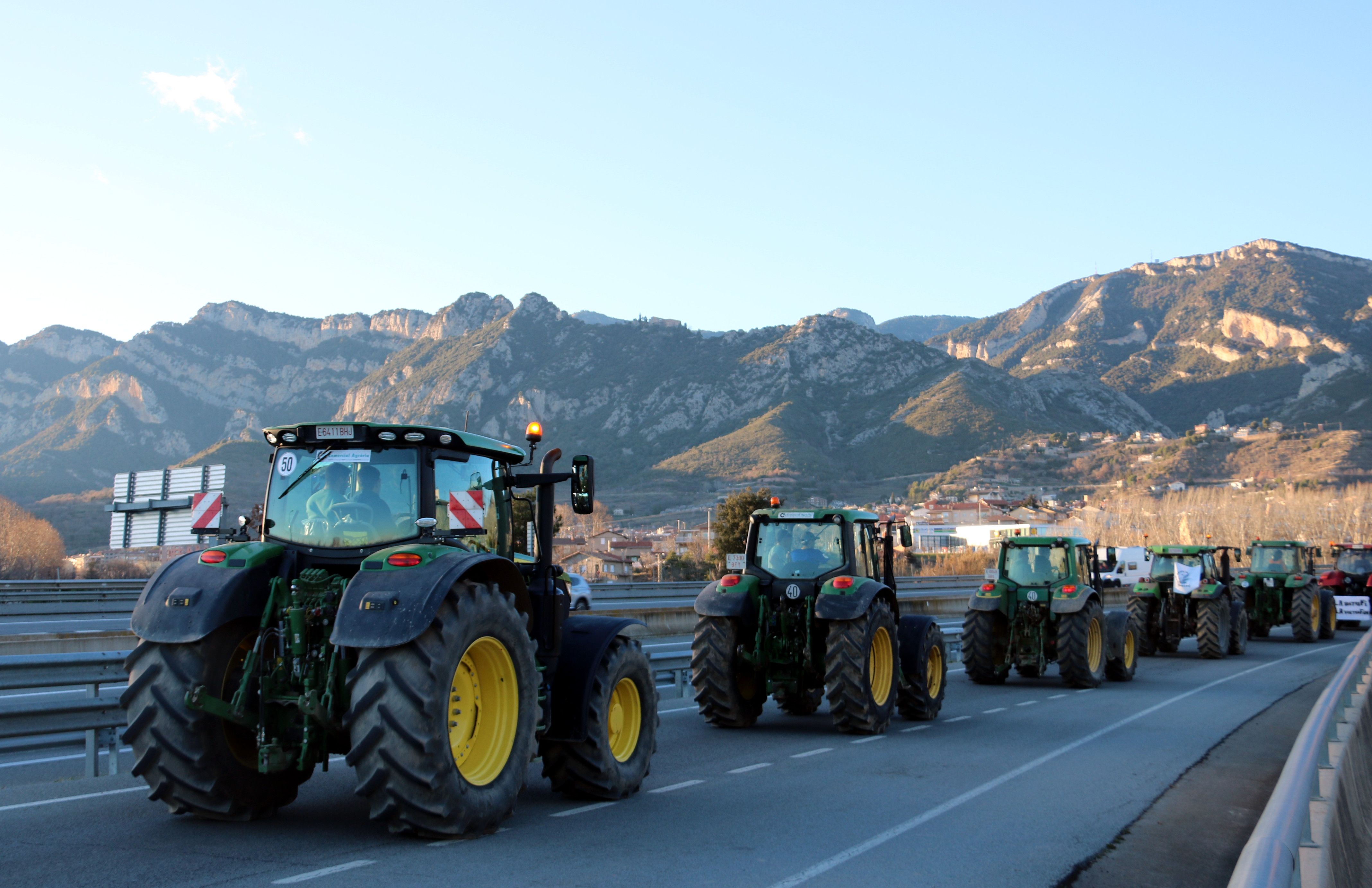Tractorada dels pagesos   ACN