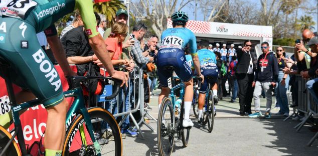 Salida de la Volta Ciclista a Catalunya 2024 en Mataró. Foto: R.Gallofré