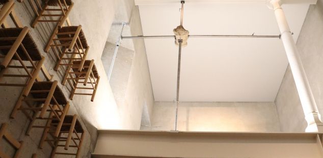 La instal·lació, in situ, en alçada La instal·lació, in situ, en alçada