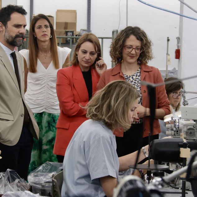 La visita dels consellers a l'empresa mataronina. Foto: ACN La visita dels consellers a l'empresa mataronina. Foto: ACN