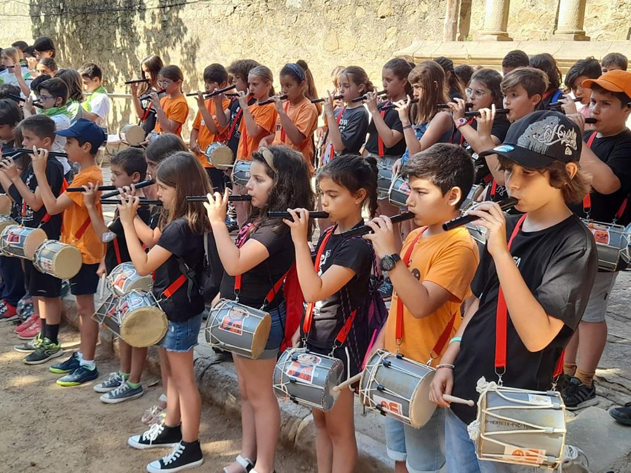El viver escolar de flabiolaires mataronins que no para de donar fruits