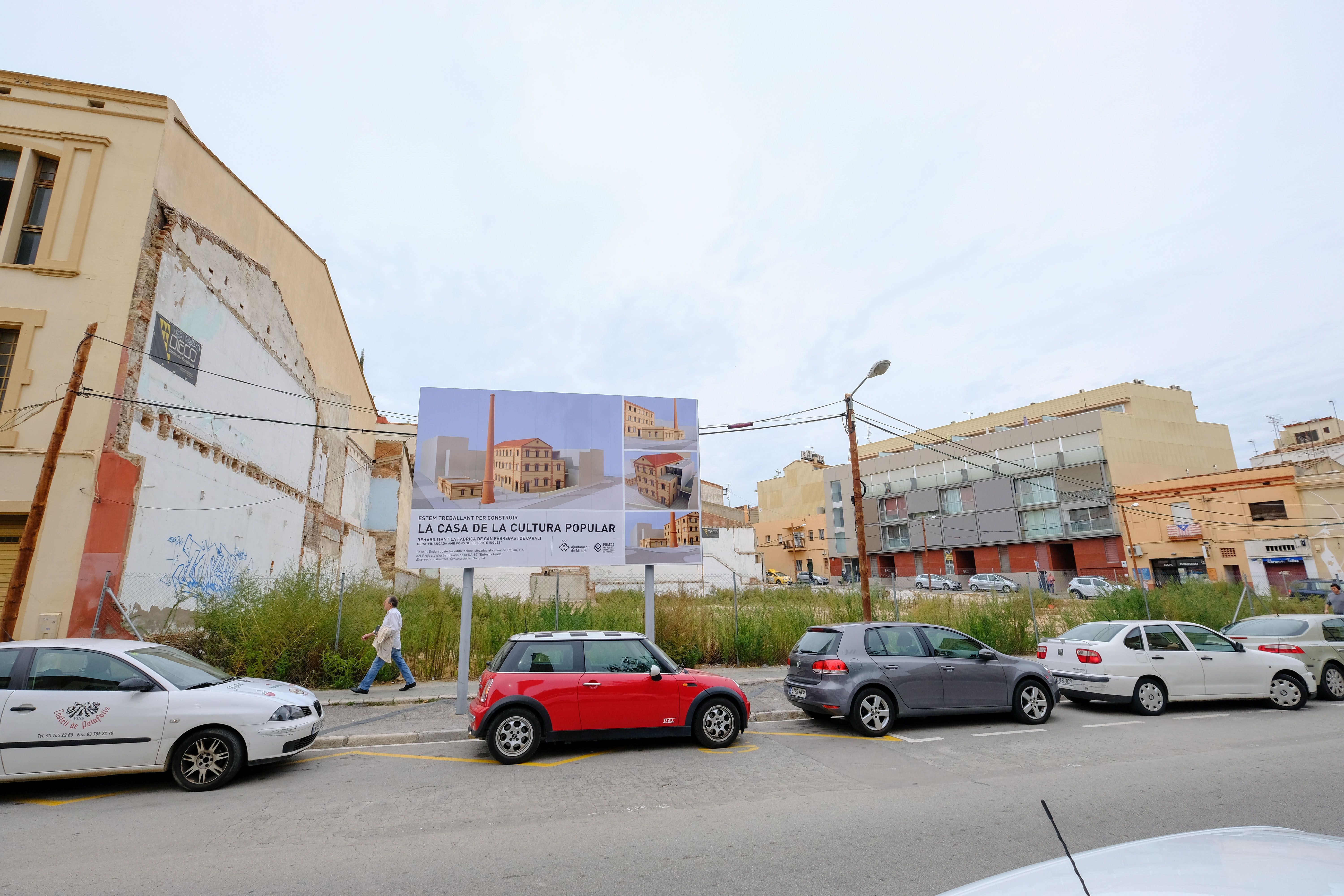 Solar donde se tiene que reconstruir Can Fàbregas para acoger la Casa de la Cultura Popular. Foto: R. Gallofré