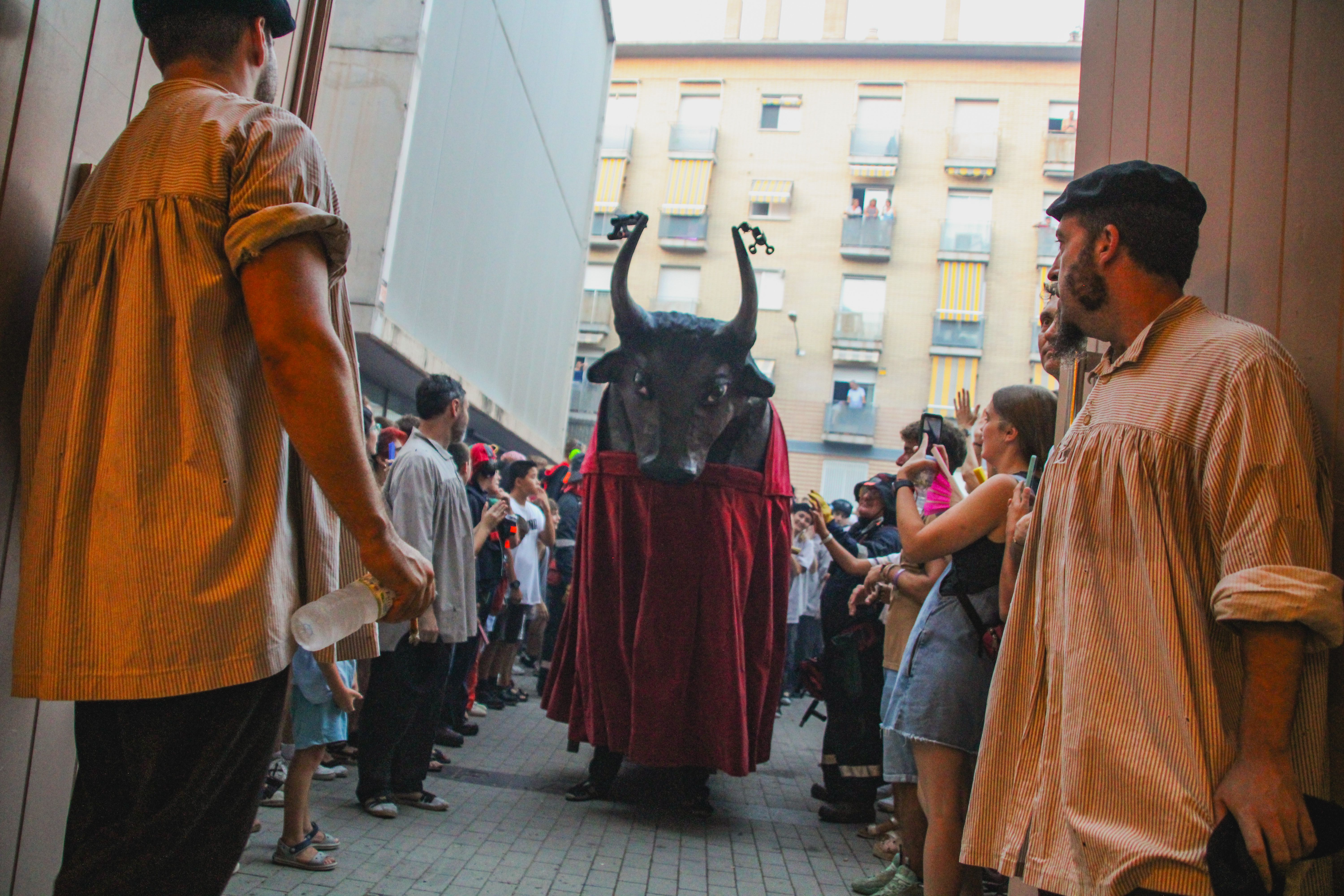 Anem a tancar. Foto: Iker Morera Anem a tancar. Foto: Iker Morera
