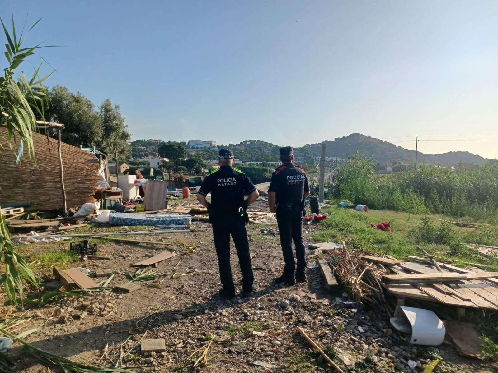 Barraques enderrocades a les Cinc Sènies
