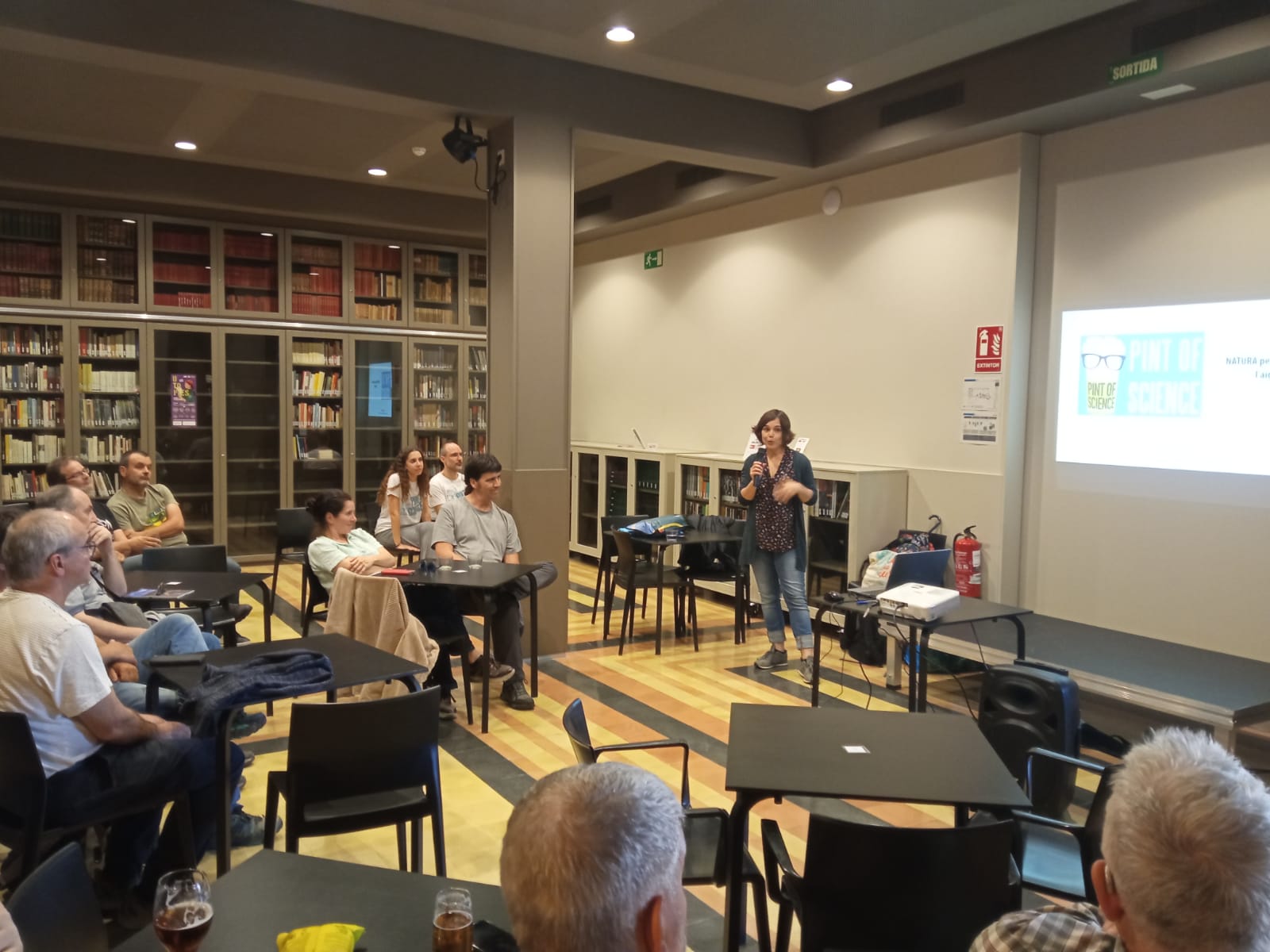 Nou cicle de cafè i tertúlia sobre cooperativisme a Mataró