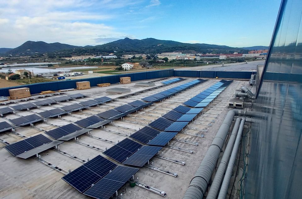 Ampliació de la coberta fotovoltaica de la planta de tractament de residus del Maresme