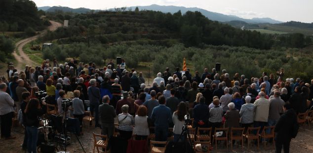Un moment de l'acte. Foto. ACN Un moment de l'acte. Foto. ACN