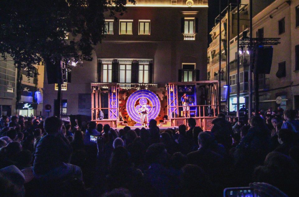 Encesa de llums de Nadal. Foto: Iker Morera