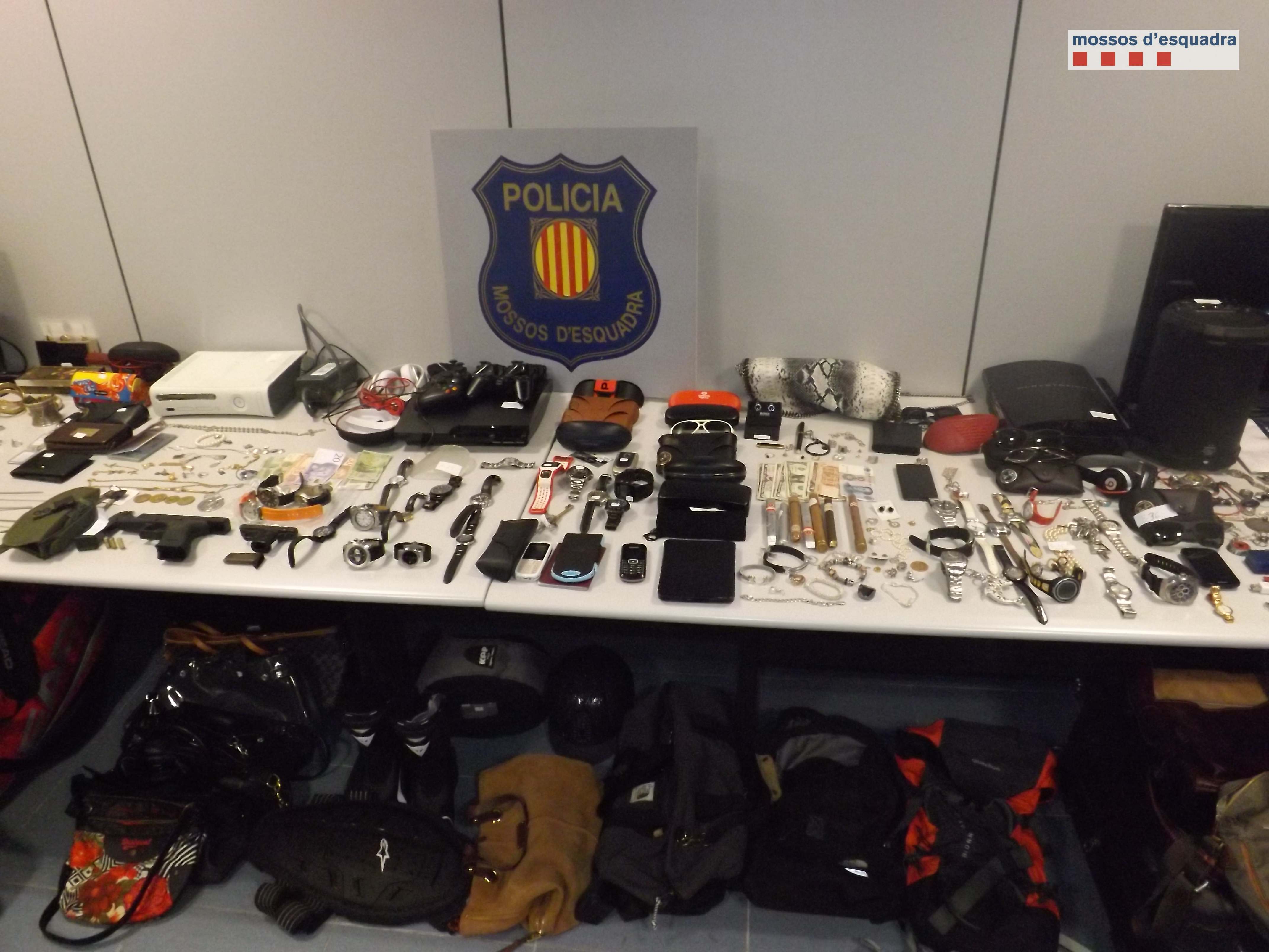 Material decomisat als lladres. Foto: Mossos d'Esquadra