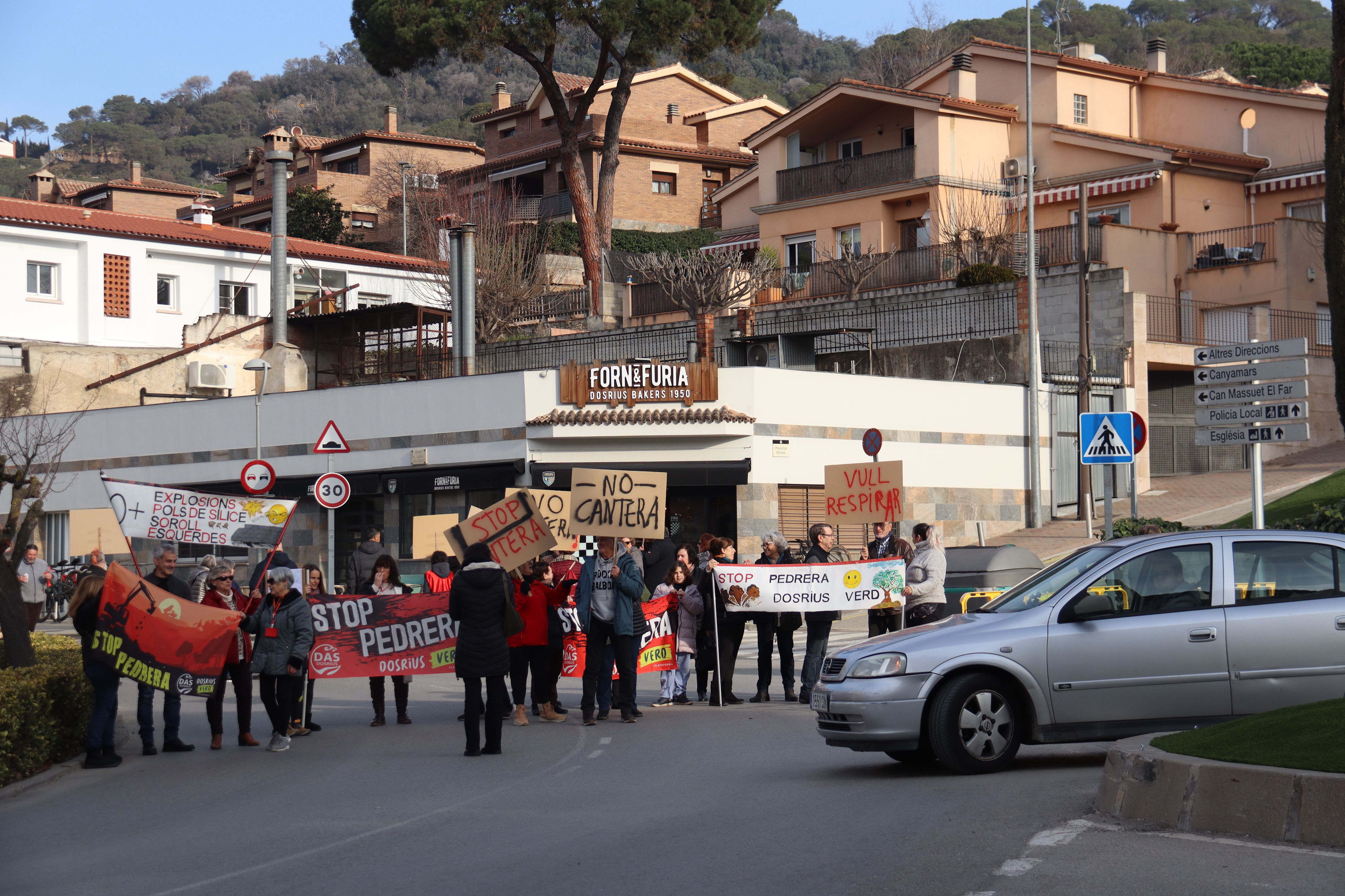 La protesta contra la pedrera del Rocà, a Dosrius. Foto: ACN La protesta contra la pedrera del Rocà, a Dosrius. Foto: ACN