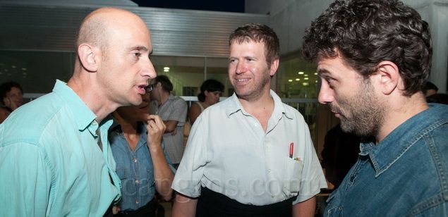 Lluís Feliu i Roger Bellavista parlant amb un dels components del tronc Lluís Feliu i Roger Bellavista parlant amb un dels components del tronc