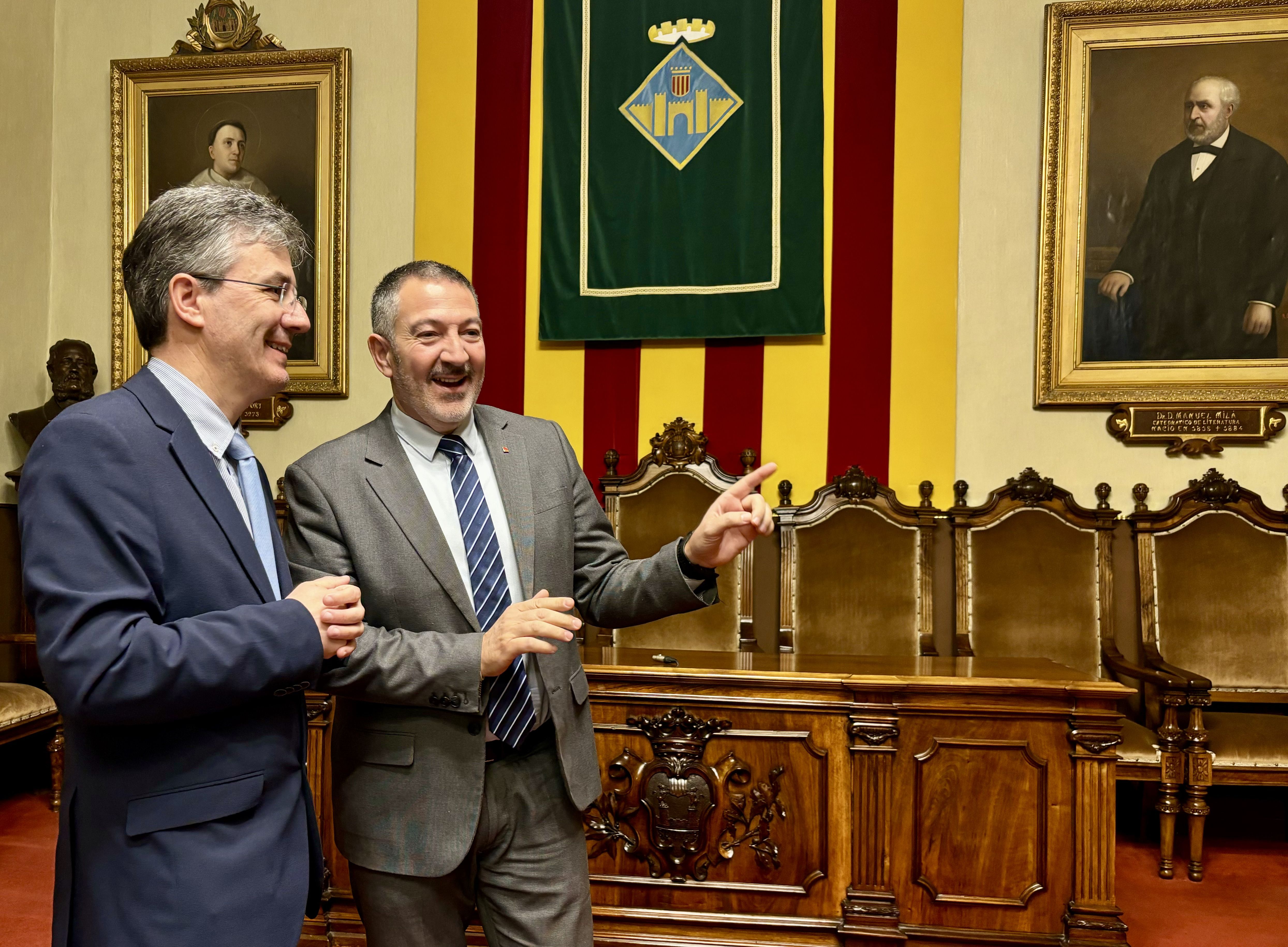A la dreta, el conseller de Treball Miquel Sàmper en la presentació de l'eina interactiva