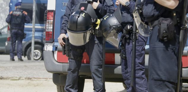 Mossos d'Esquadra ha obert una investigació pel tiroteig a Arenys i per ara no dona informació del cas de Cirera. Foto: ACN Mossos d'Esquadra ha obert una investigació pel tiroteig a Arenys i per ara no dona informació del cas de Cirera. Foto: ACN