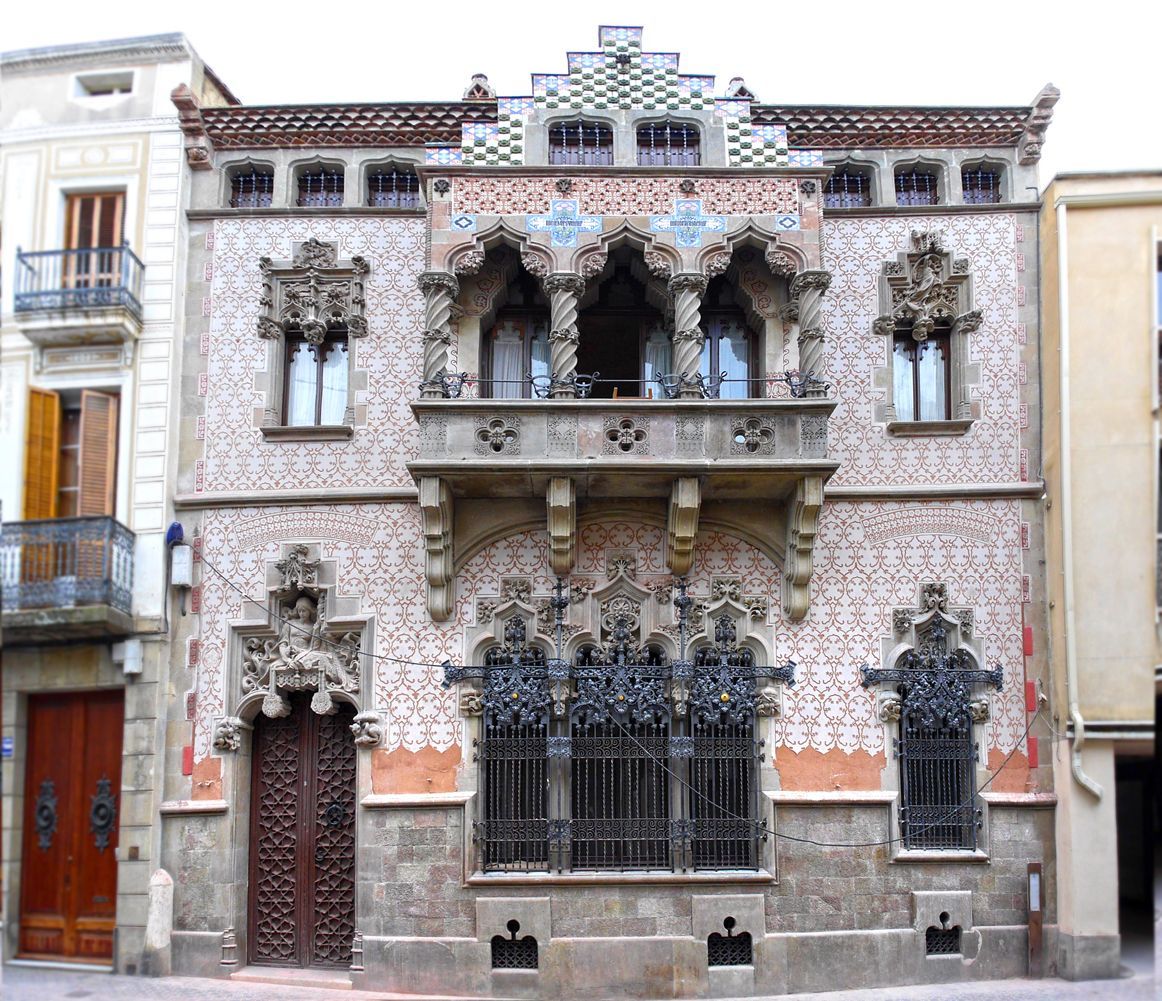 La façana, un cop restaurada. Foto: Fundació Iluro