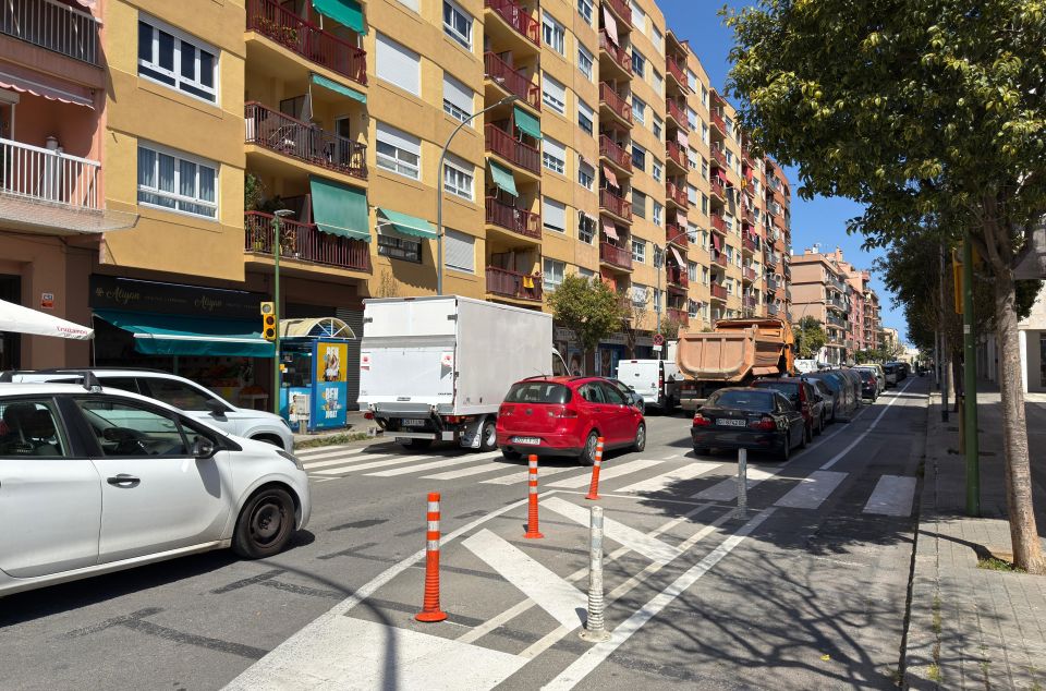Pas de vianants del carrer Miquel Biada de Mataró on es va produir l'atropellament de la dona. Foto R. Gallofré Pas de vianants del carrer Miquel Biada de Mataró on es va produir l'atropellament de la dona. Foto R. Gallofré