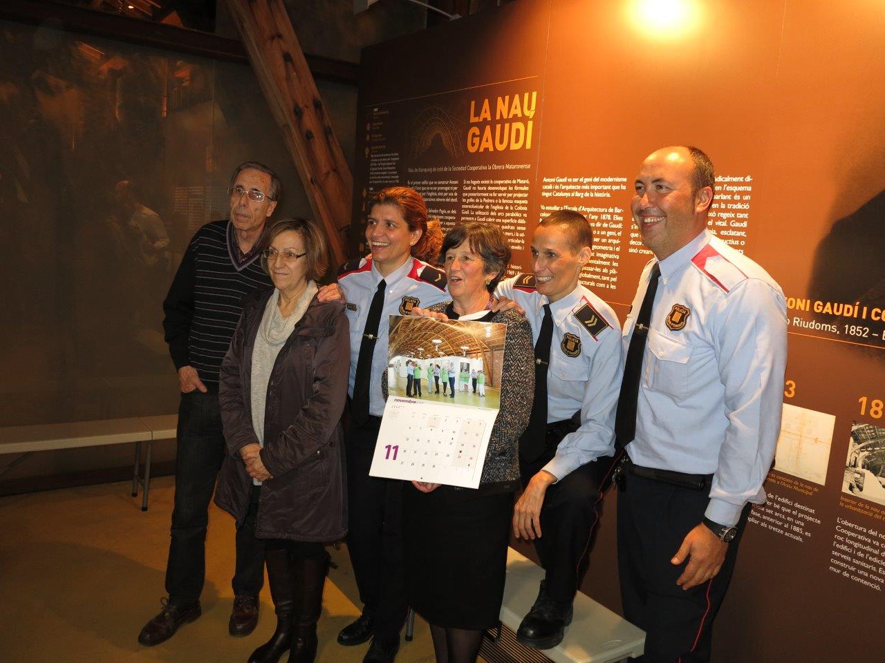 Un instante de la presentación del calendario solidario. Foto: cedida