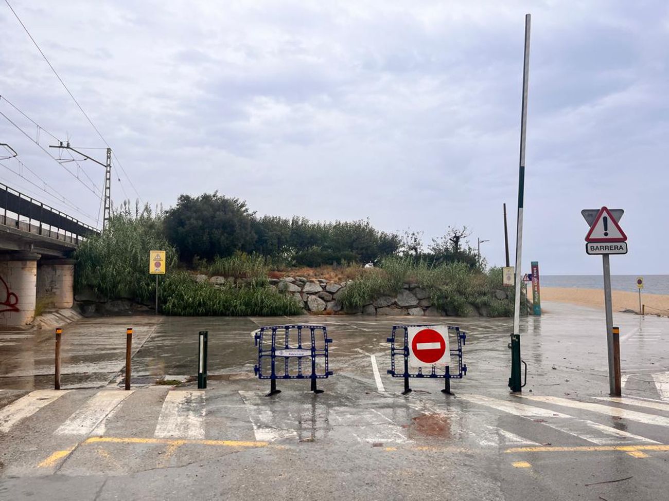 Accés tancat a la Riera de Sant Simó per risc d'inundacions