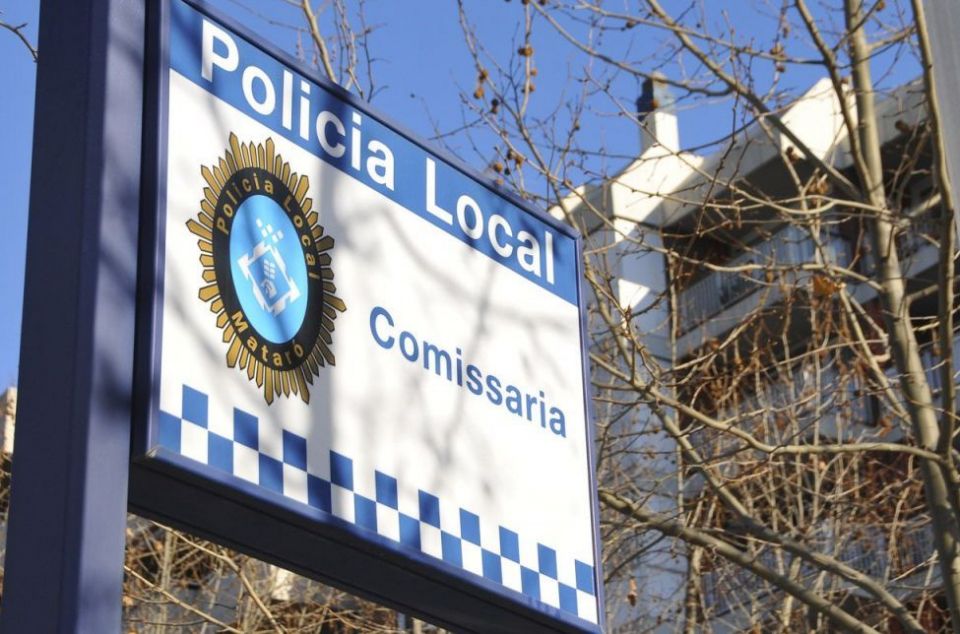 Comissaria de la Policia Local de Mataró, on va ser arrestat l'individu Comissaria de la Policia Local de Mataró, on va ser arrestat l'individu