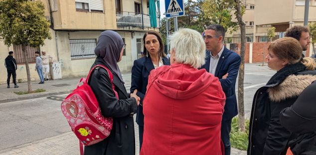 Moments de la visita de la diputada del Marroc a Rocafonda. Moments de la visita de la diputada del Marroc a Rocafonda.