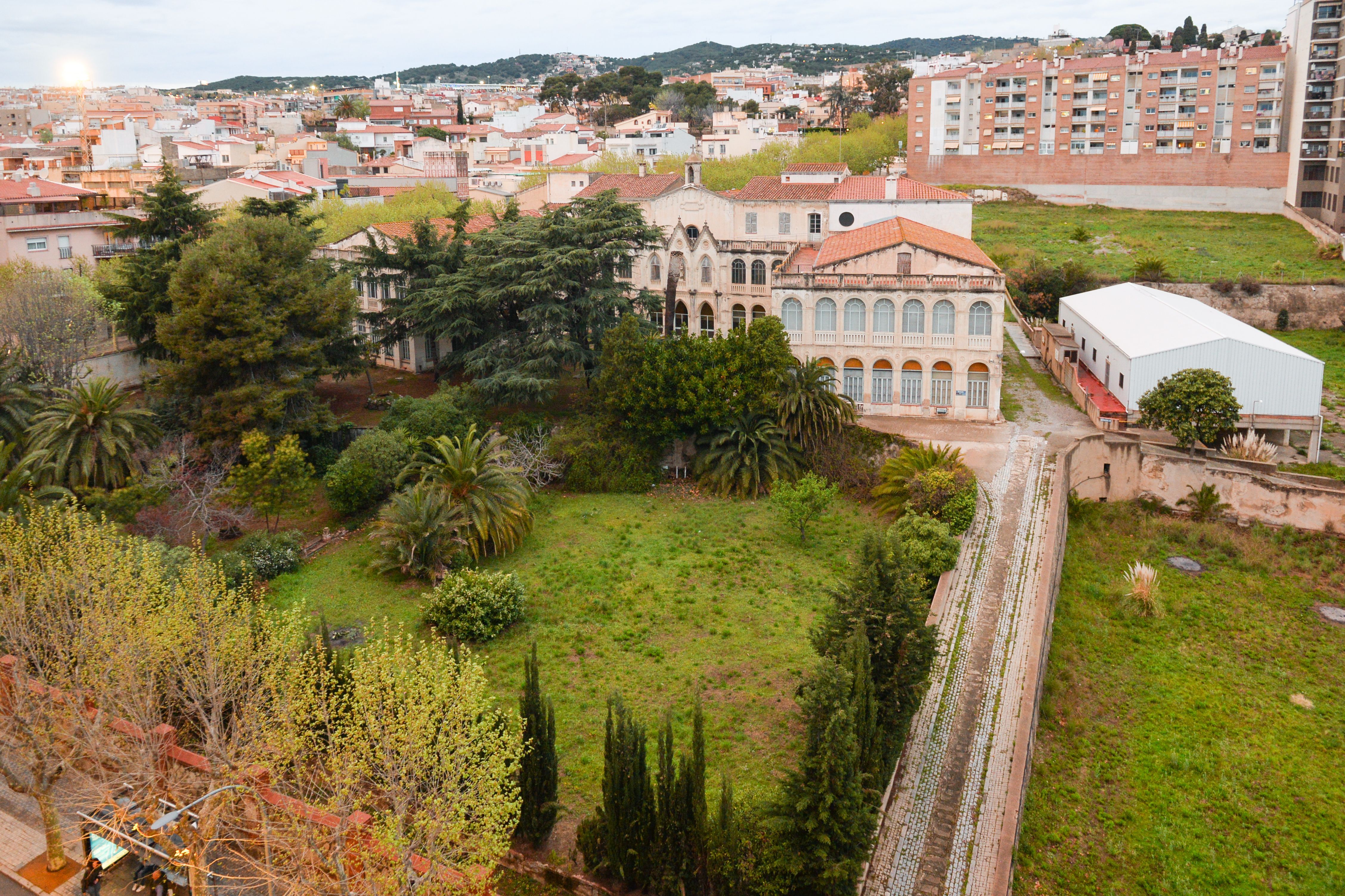 La Llar Cabanelles, céntrica y espectacular en Mataró.  Foto: R. Gallofré