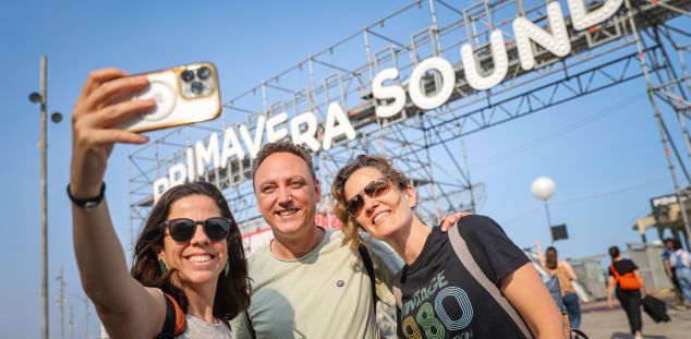 L'artista mataronina Llum va obrir el Primavera Sound. Foto: ACN L'artista mataronina Llum va obrir el Primavera Sound. Foto: ACN