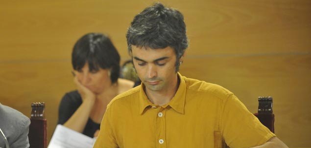 Safont-Tria, líder de la CUP, en un Ple municipal Safont-Tria, líder de la CUP, en un Ple municipal