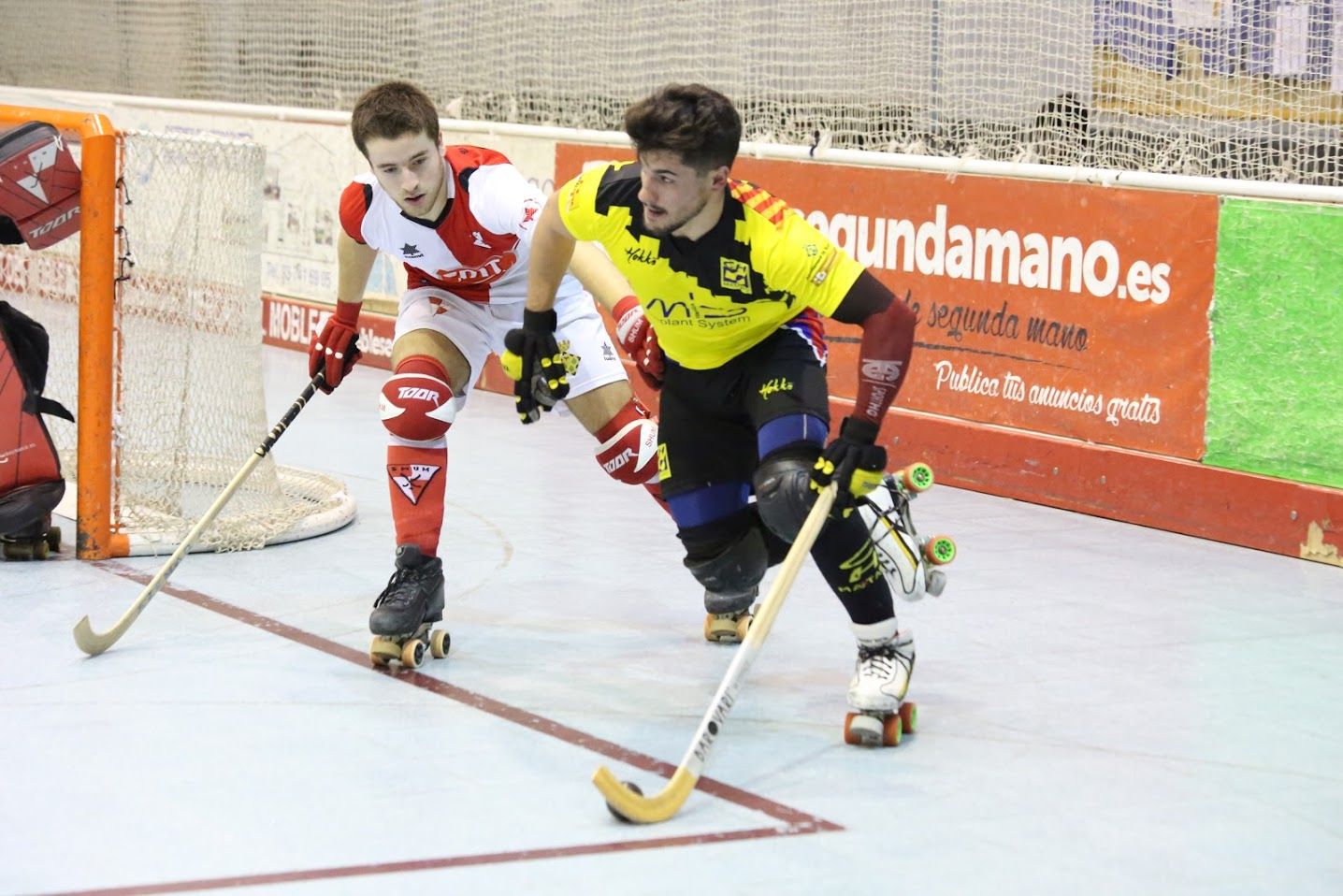 Un instante del partido. Foto: JR Castellví