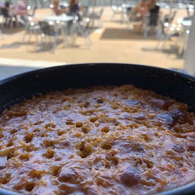 Una paella per al menú del Caliu Una paella per al menú del Caliu