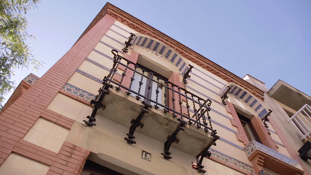 Fachada de Can Sisternes Fachada de Can Sisternes