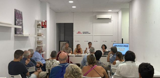 La reunió de l'executiva d'ERC de Mataró, a mig mandat. La reunió de l'executiva d'ERC de Mataró, a mig mandat.