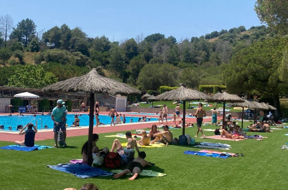 Piscina municipal de Tiana