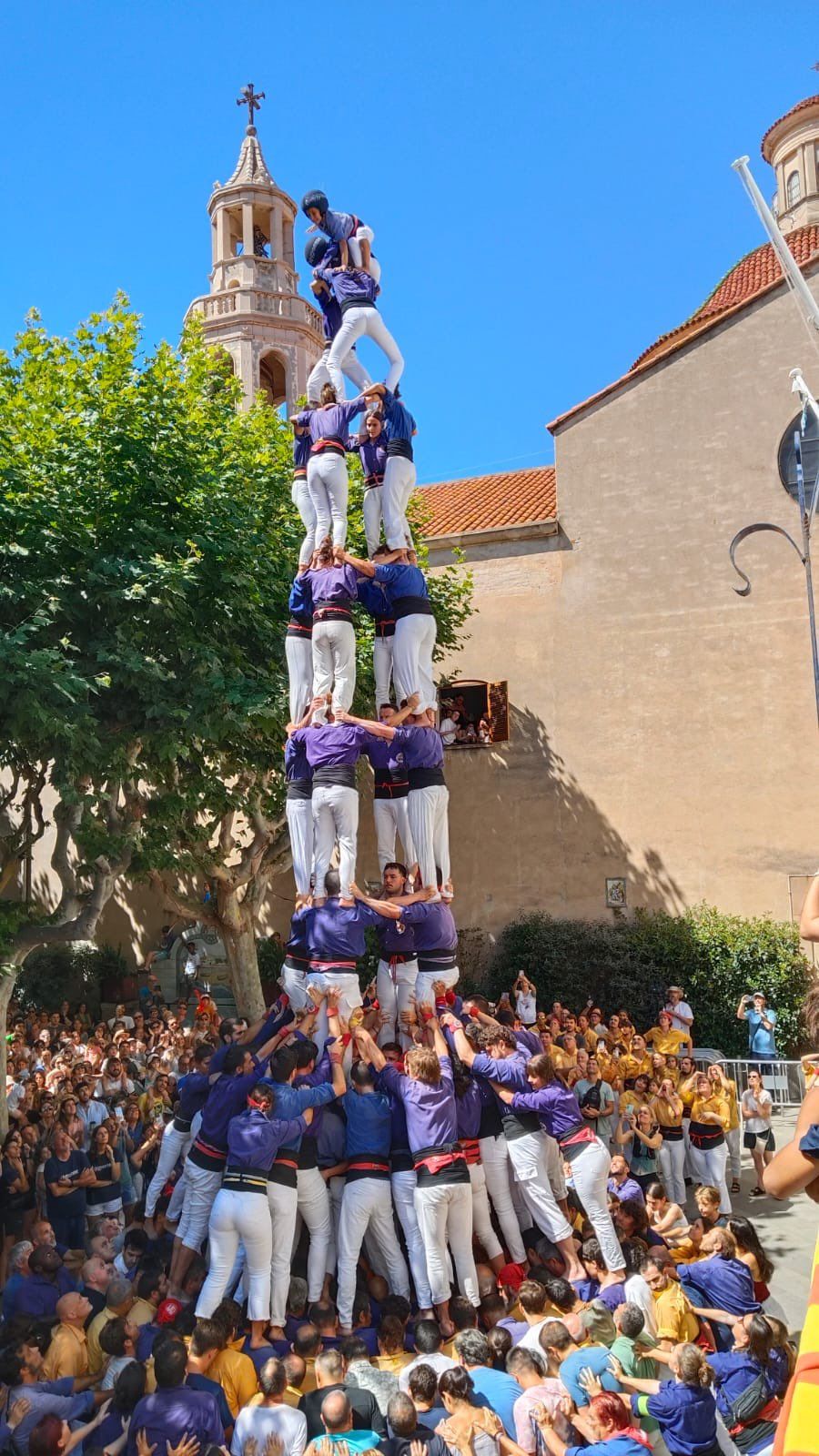 El primer 4 de 9 amb folre de la temporada. Foto: Capgrossos El primer 4 de 9 amb folre de la temporada. Foto: Capgrossos