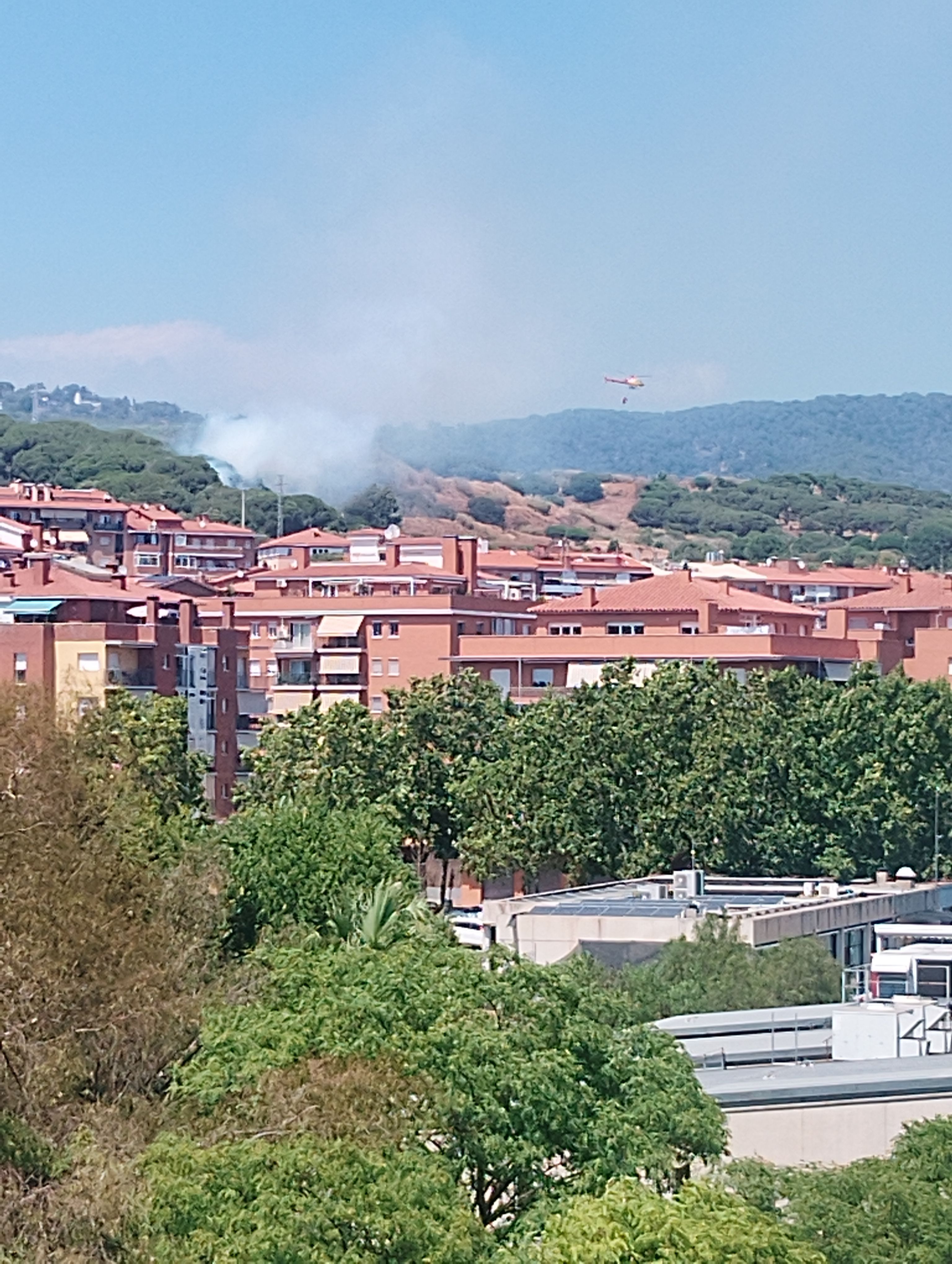 Incendio en Mataró. Foto: Ferran Escrich