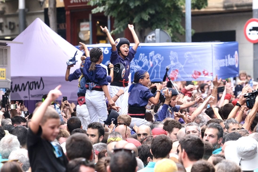 Celebració dels Capgrossos després del 5 de 9 amb folre. 