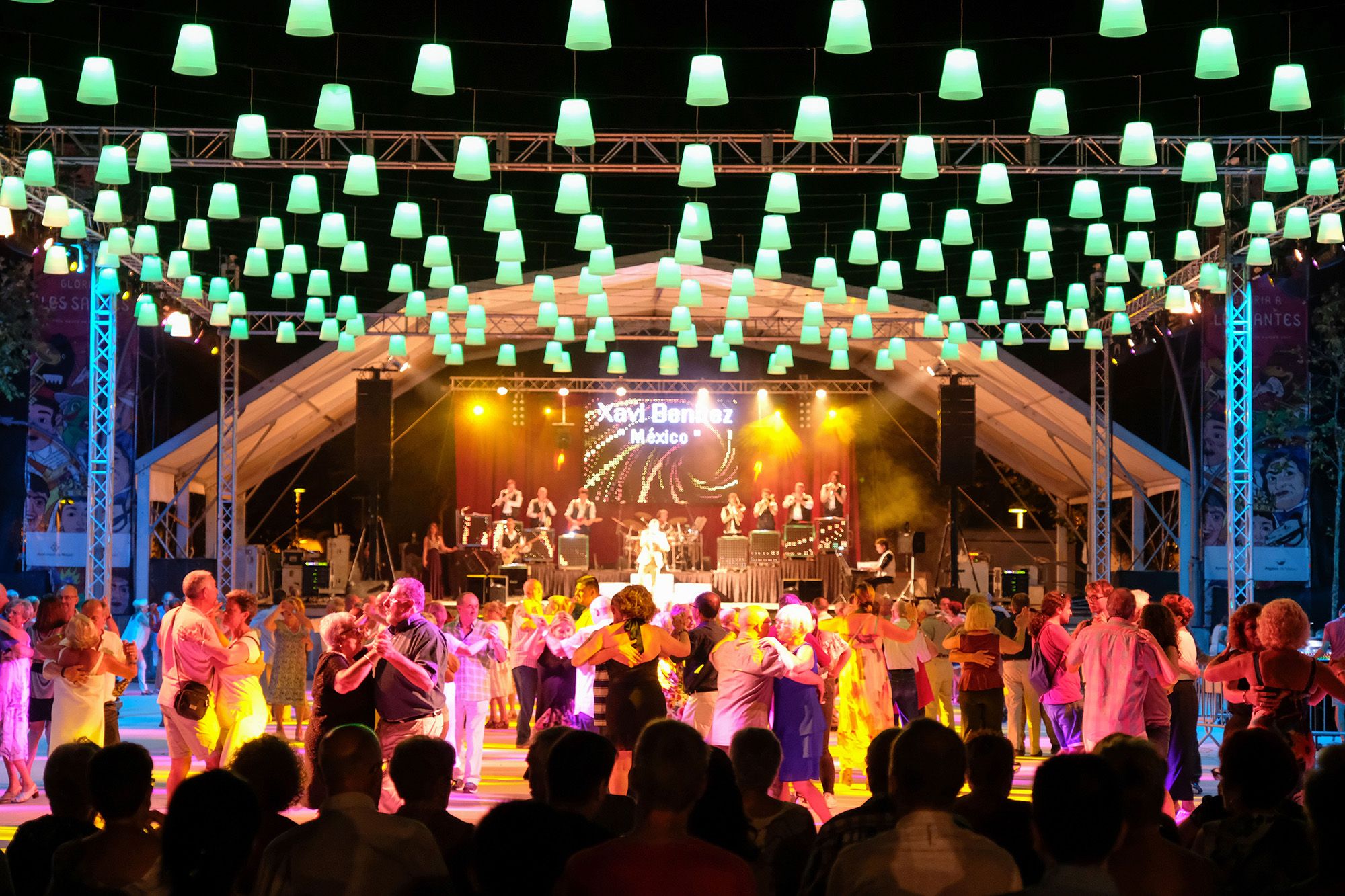 Requisits de Festa Major, un baile con personalidad