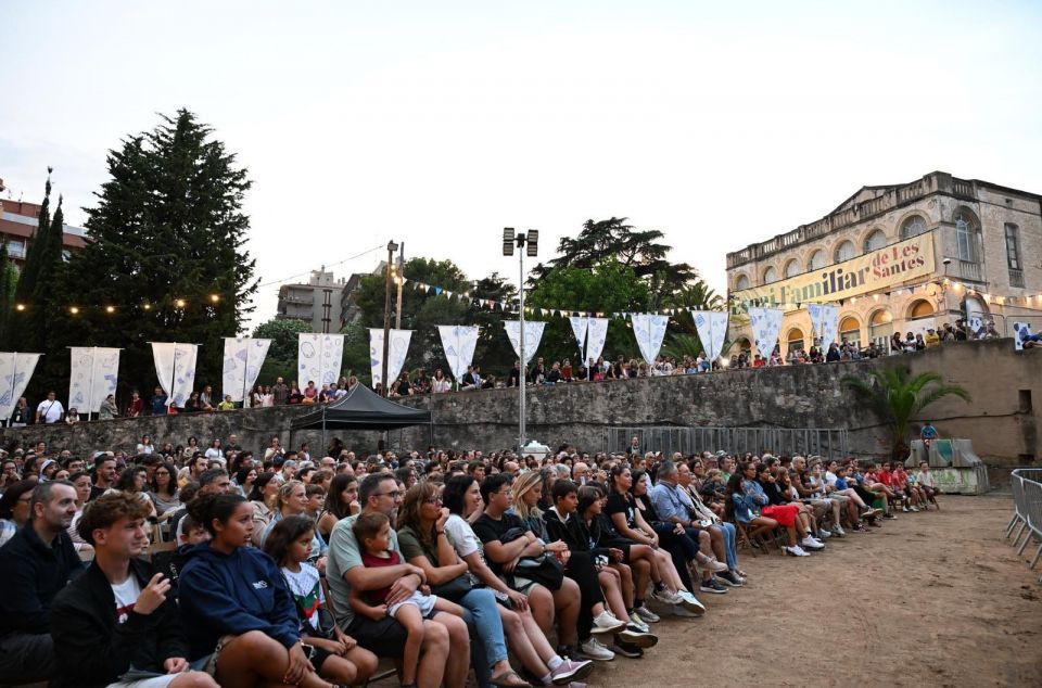 La Llar Cabanelles amb l'Espai Familiar de Les Santes