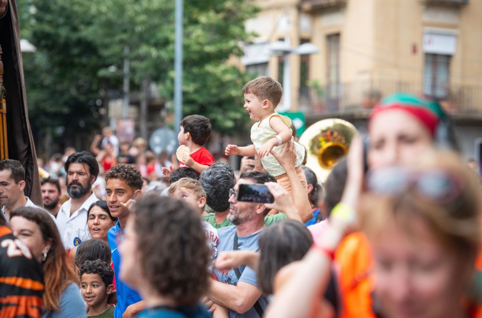 La canalla xala de valent als actes de la Tarda Guillada de Les Santes. Foto: R. Gallofré La canalla xala de valent als actes de la Tarda Guillada de Les Santes. Foto: R. Gallofré