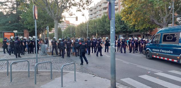 El gran desplegament de Mossos i Policia Local al Parc de Mataró