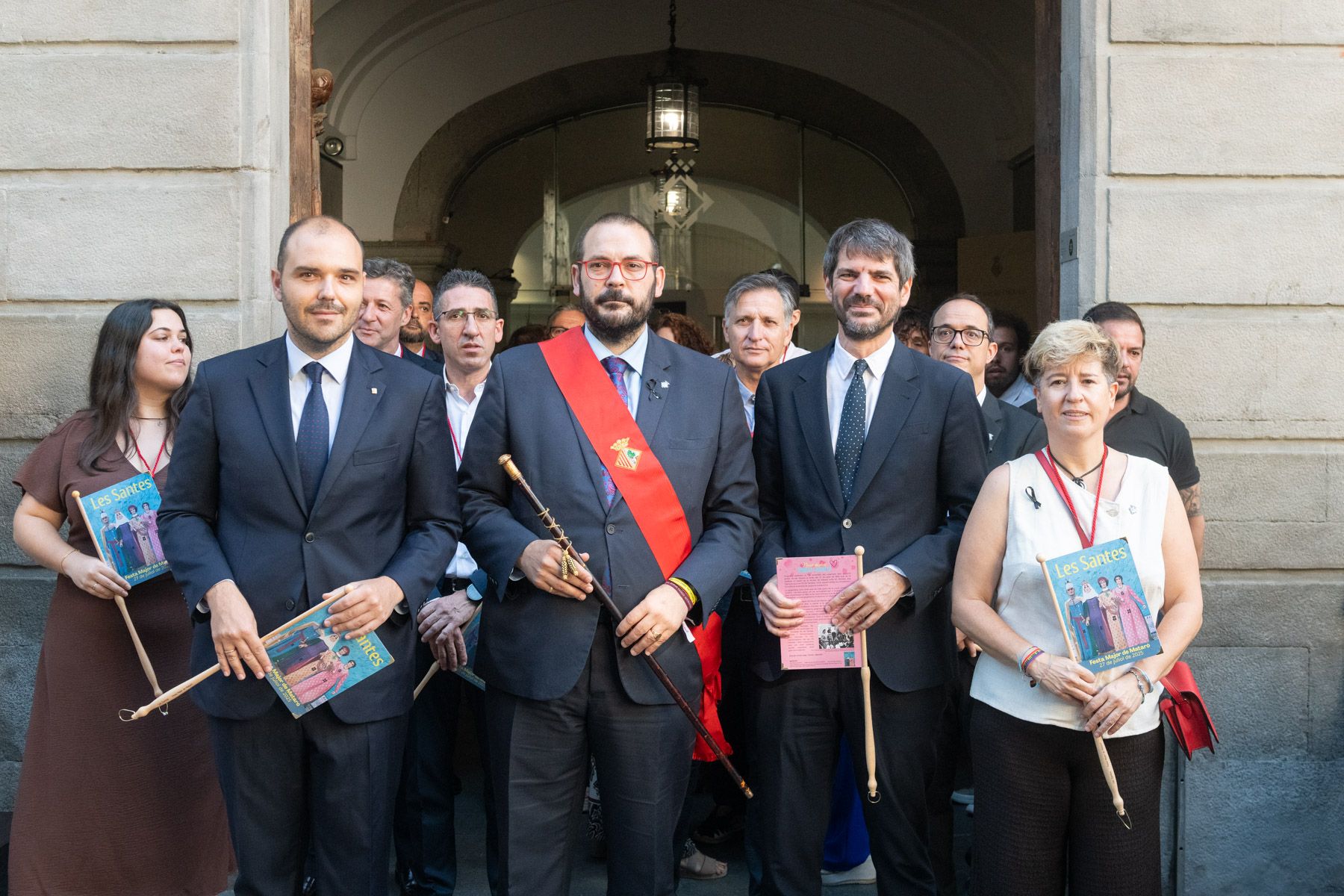 El pasacalles hacia la Misa. Foto: R. Gallofré