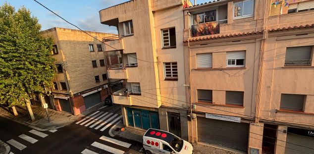 Seguretat privada davant de la casa.