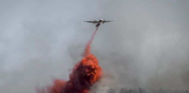 Les tasques d'extinció de l'incendi