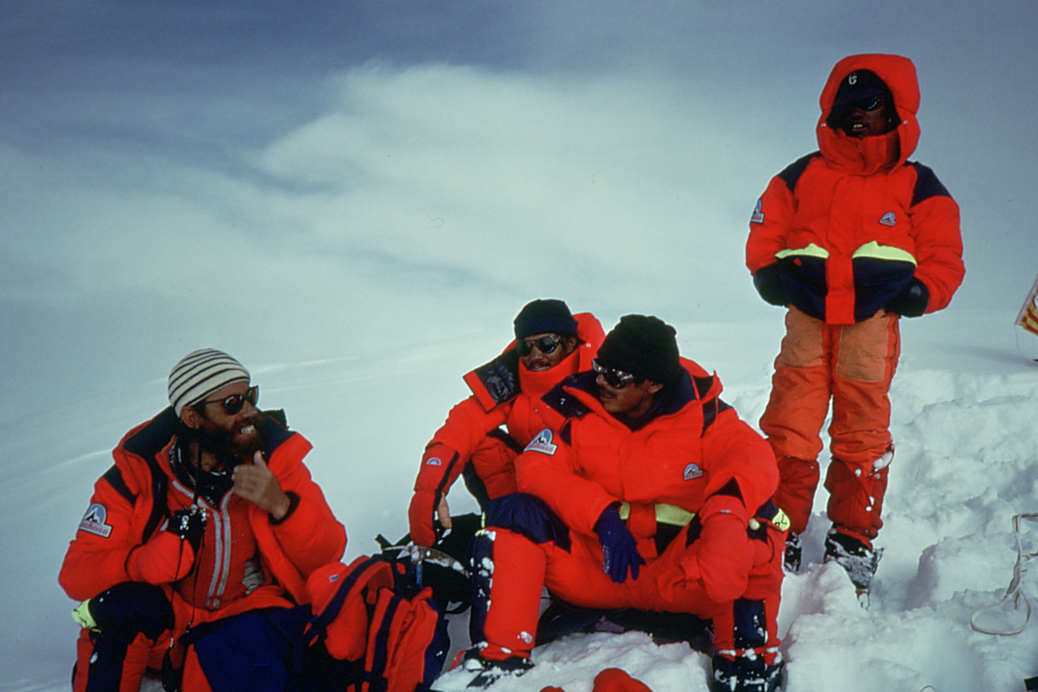 Una imagen de la expedición Al Everest de 1985. Foto: Cedida al ACN