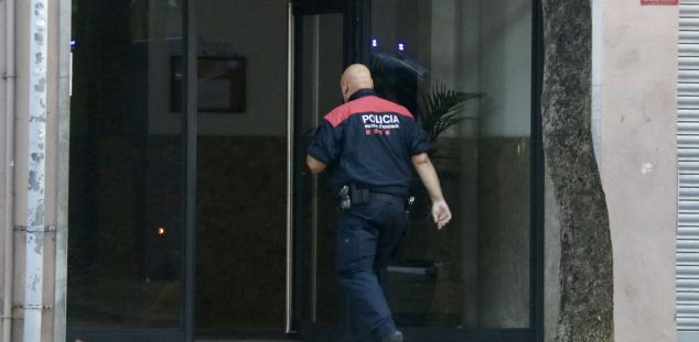 Momentos del dispositivo de Mossos de este jueves 4 en Mataró. Foto: ACN Momentos del dispositivo de Mossos de este jueves 4 en Mataró. Foto: ACN