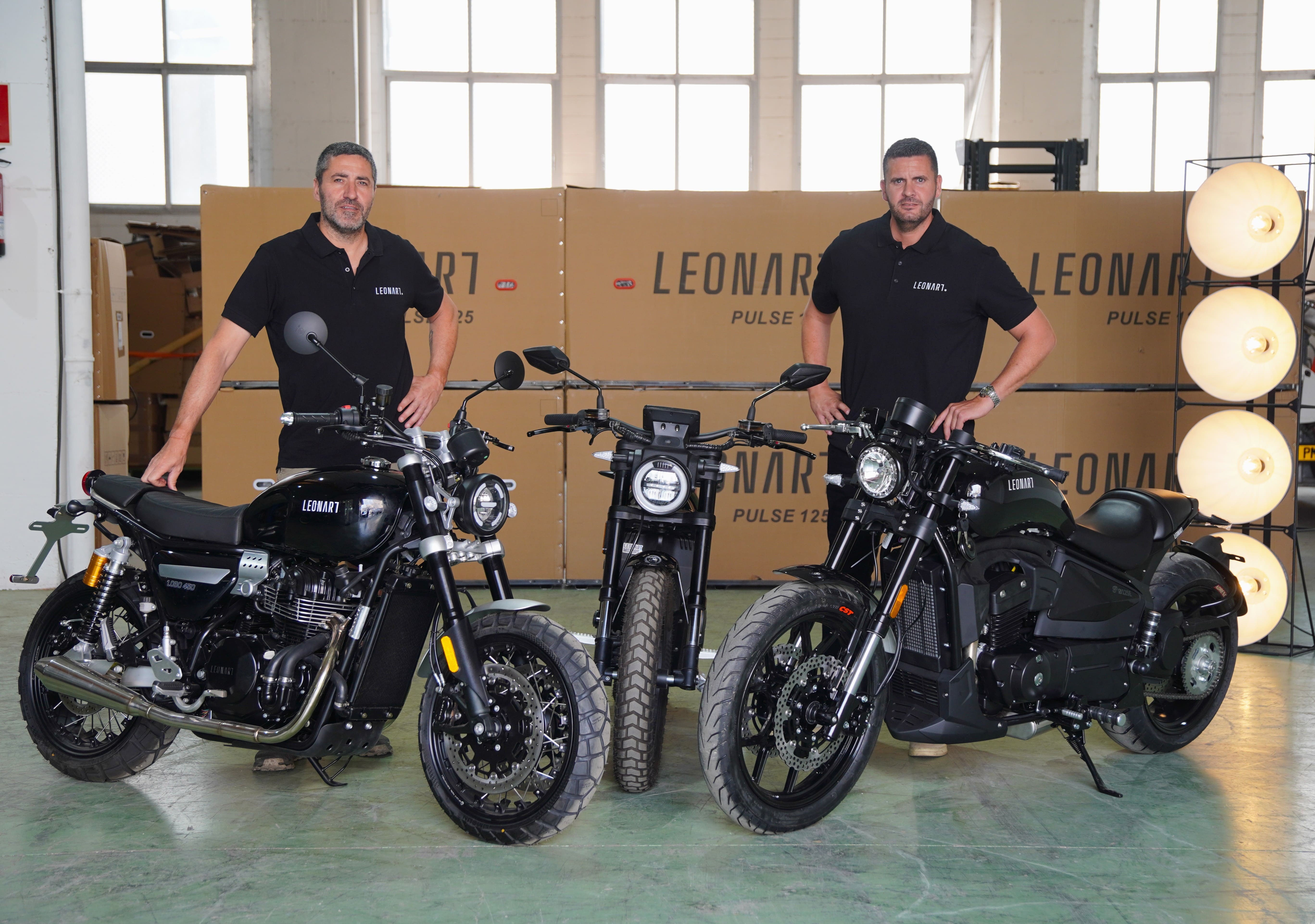 Marc i Jordi Llorens (dreta), fundadors de Leonart Motors