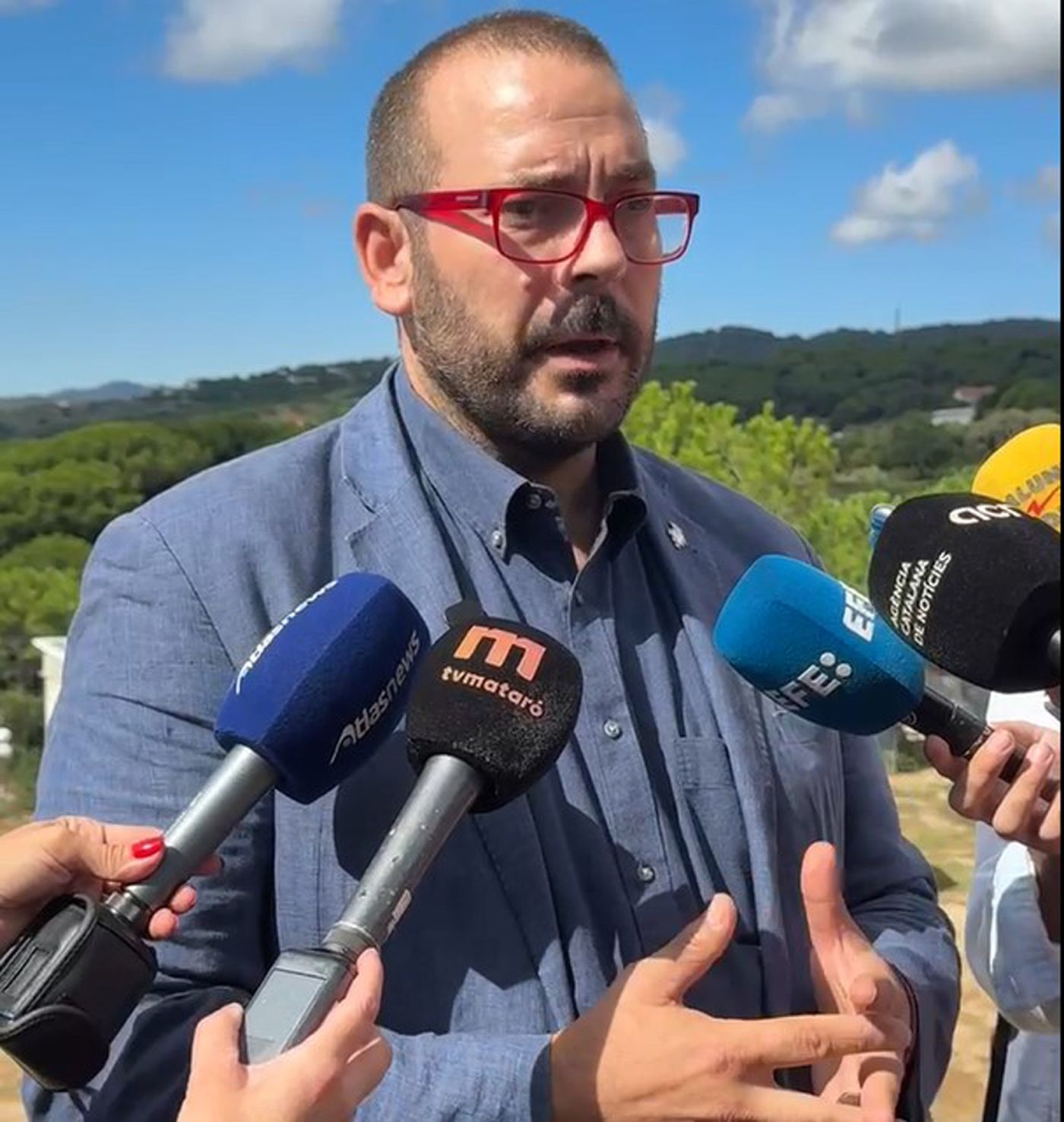 Bote en declaracions a la zona on es duu a terme el desnonament