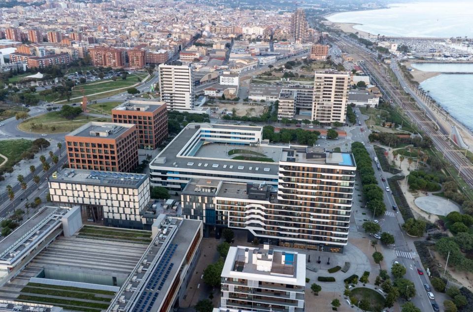 Vistas de El Rengle, la nueva zona de lujo inmobiliario en Mataró. Foto: R.Gallofré Vistas de El Rengle, la nueva zona de lujo inmobiliario en Mataró. Foto: R.Gallofré